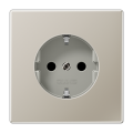 Розетка с заземлением SCHUKO (16A/250V) с защитой от детей (шторки)